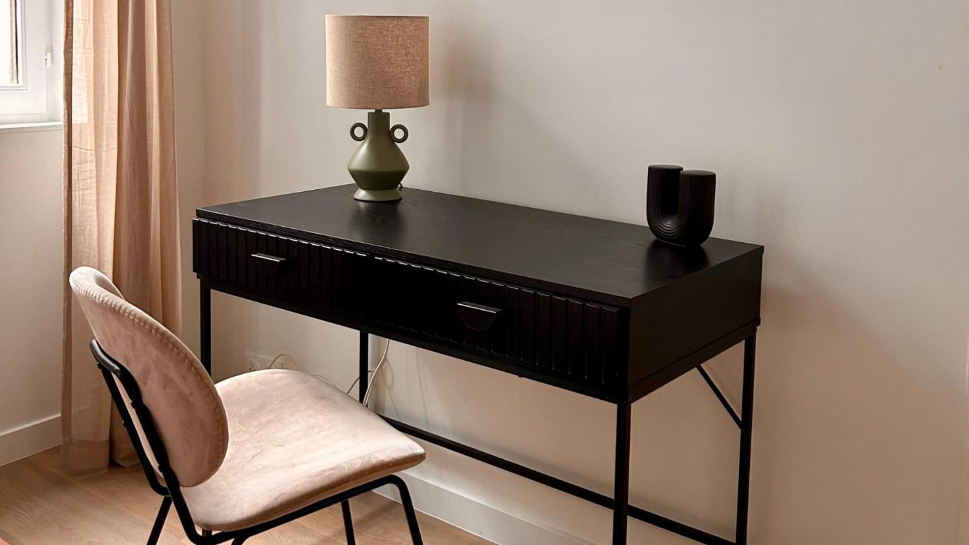 Charlie Apartment *
